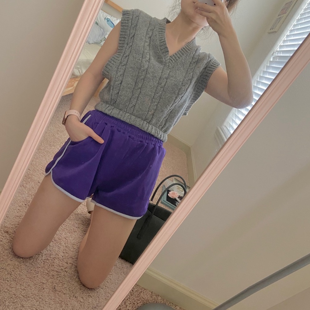 Wool blended knit vest!